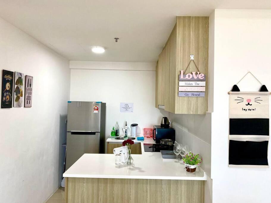 Unlisted T2708 Apartment Georgetown Luaran gambar