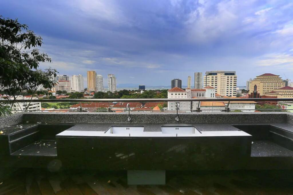 Unlisted T2708 Apartment Georgetown Luaran gambar